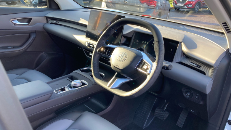 MG MGS5 170kW Trophy EV Long Range 64kWh 5dr Auto Electric Estate